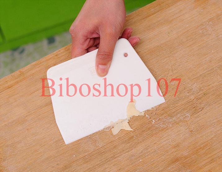 MIẾNG CẮT, VÉT, CHÀ LÁNG NHỰA TRƠN