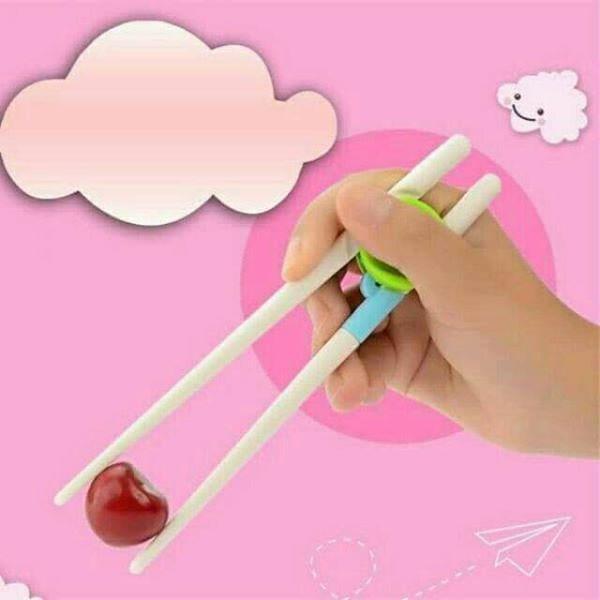 Đũa tập ăn cho bé hàng xuất nhật -gdgs