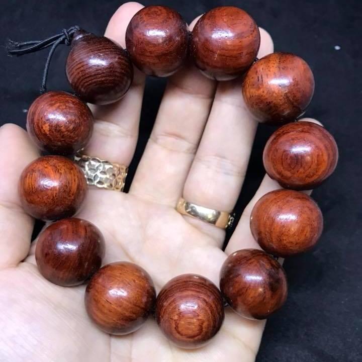 Vòng tay gỗ phong thủy may mắn 18ly