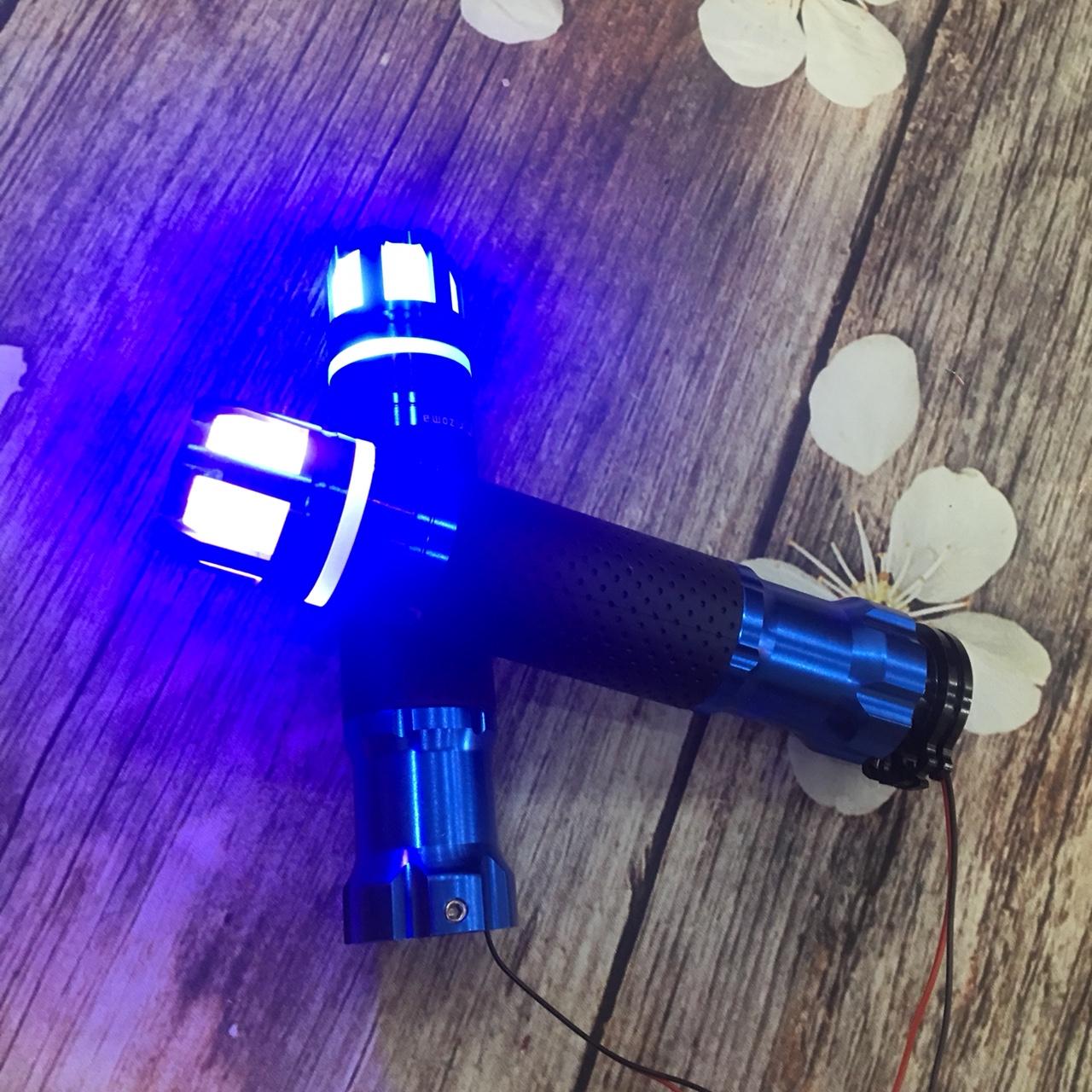 Bao tay xe máy có đèn led có cấu tạo hợp kim nhôm cao cấp,- màu xanh - p71-125 hjgl