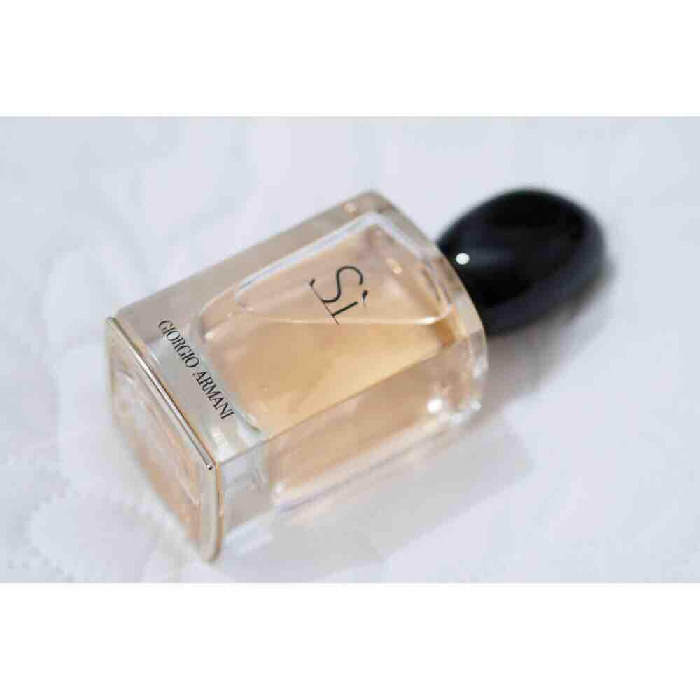 Nước hoa Giorgio Armani Sì Eau de Parfum 7ml(unbox)