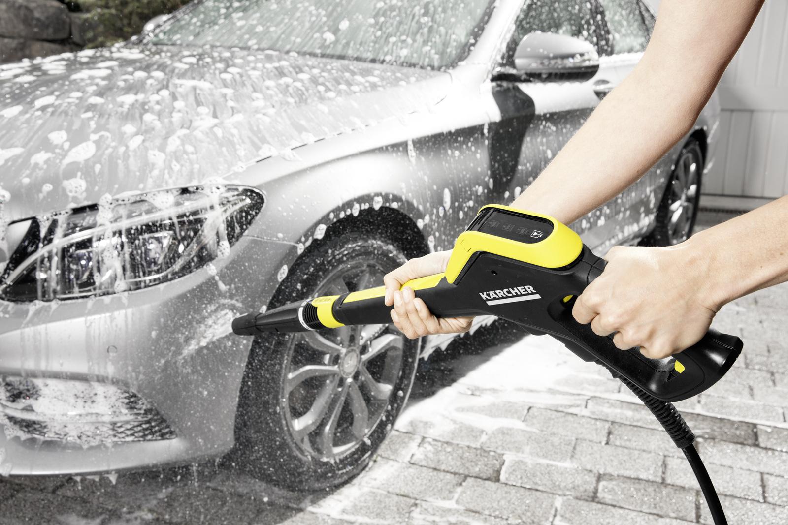 Máy phun rửa áp lực cao Karcher, K 4 Full Control và phụ kiện + Đầu phun tạo bọt FJ6