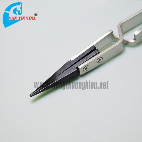 Nhíp thẳng mũi nhựa M & R SX 11 ( cong )