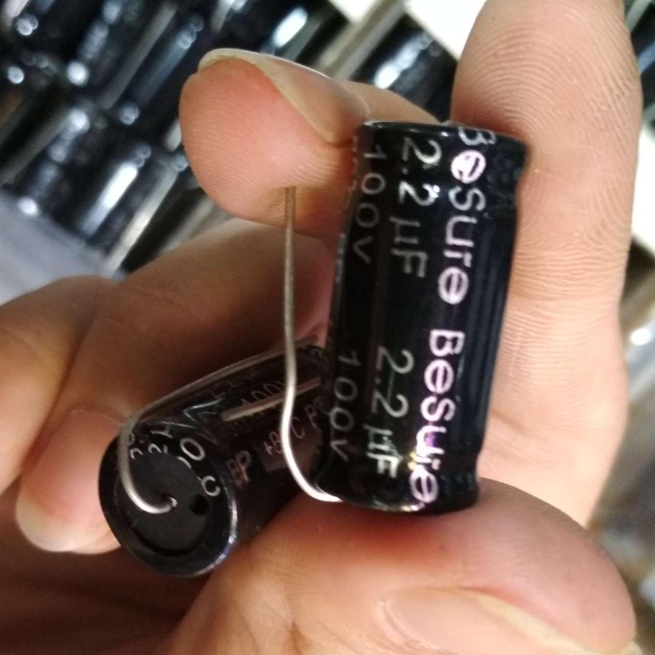 5 Tụ loa 2.2 mf 100V Besue