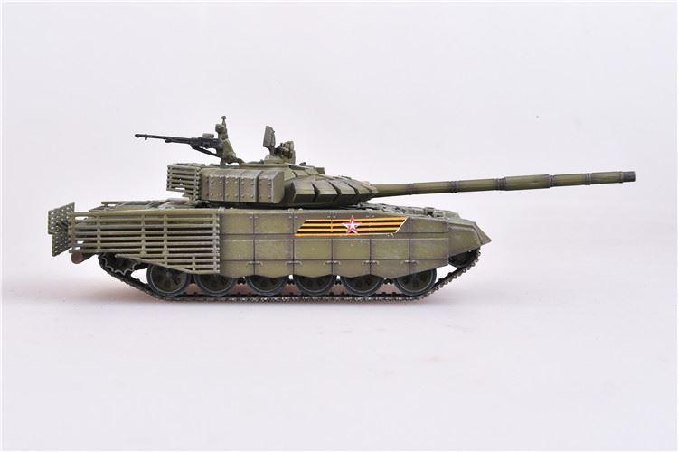 Mô hình xe tăng T-72B3 (phiên bản diễu binh) tỉ lệ 1/72