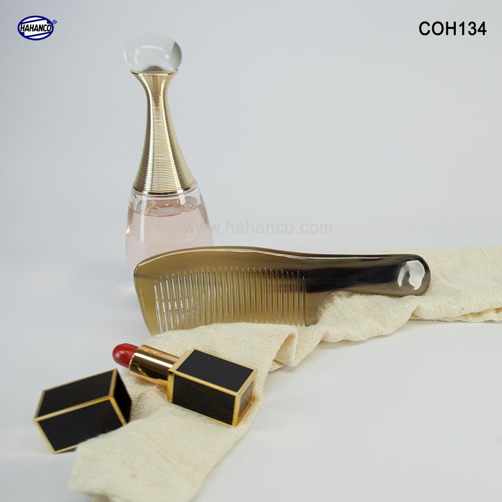 Lược sừng xuất Nhật - COH134 (Size: M - 16cm) Mẫu tiêu chuẩn chuôi dày - Horn Comb of HAHANCO - Có lợi cho sức khỏe