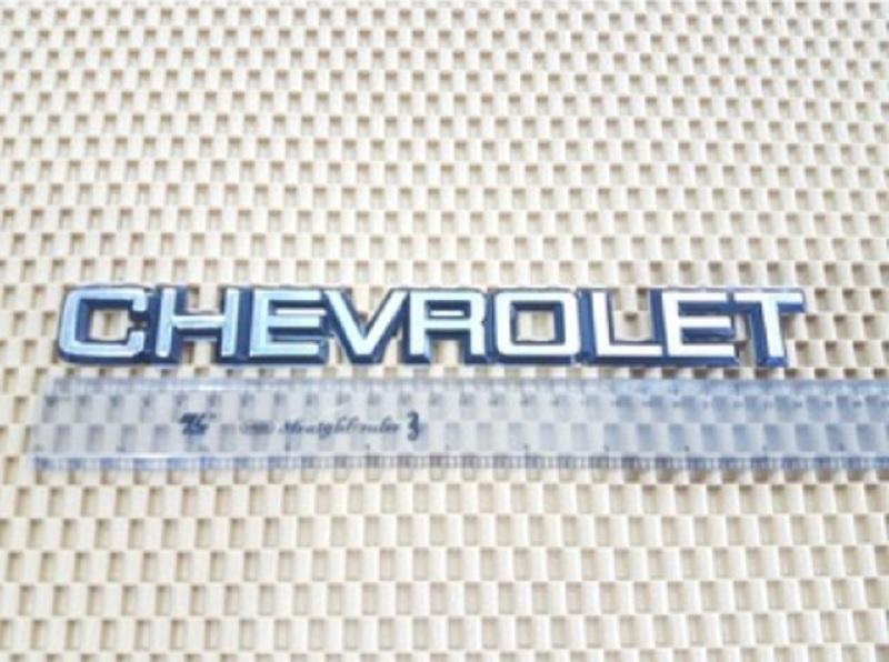 [Hỗ trợ lắp đặt khách Hà Nội] Chữ dán trang trí xe Chevrolet