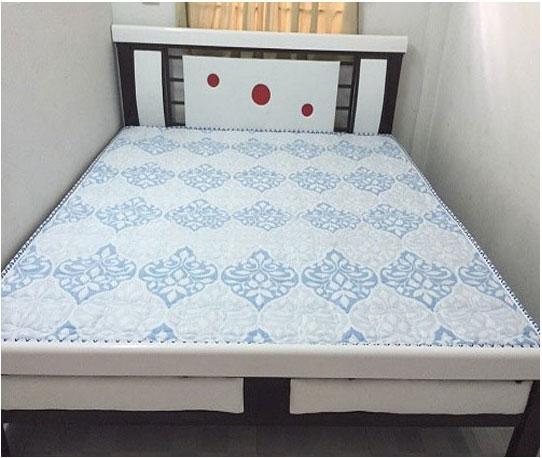 Giường sắt hộp đèn rộng 1m2