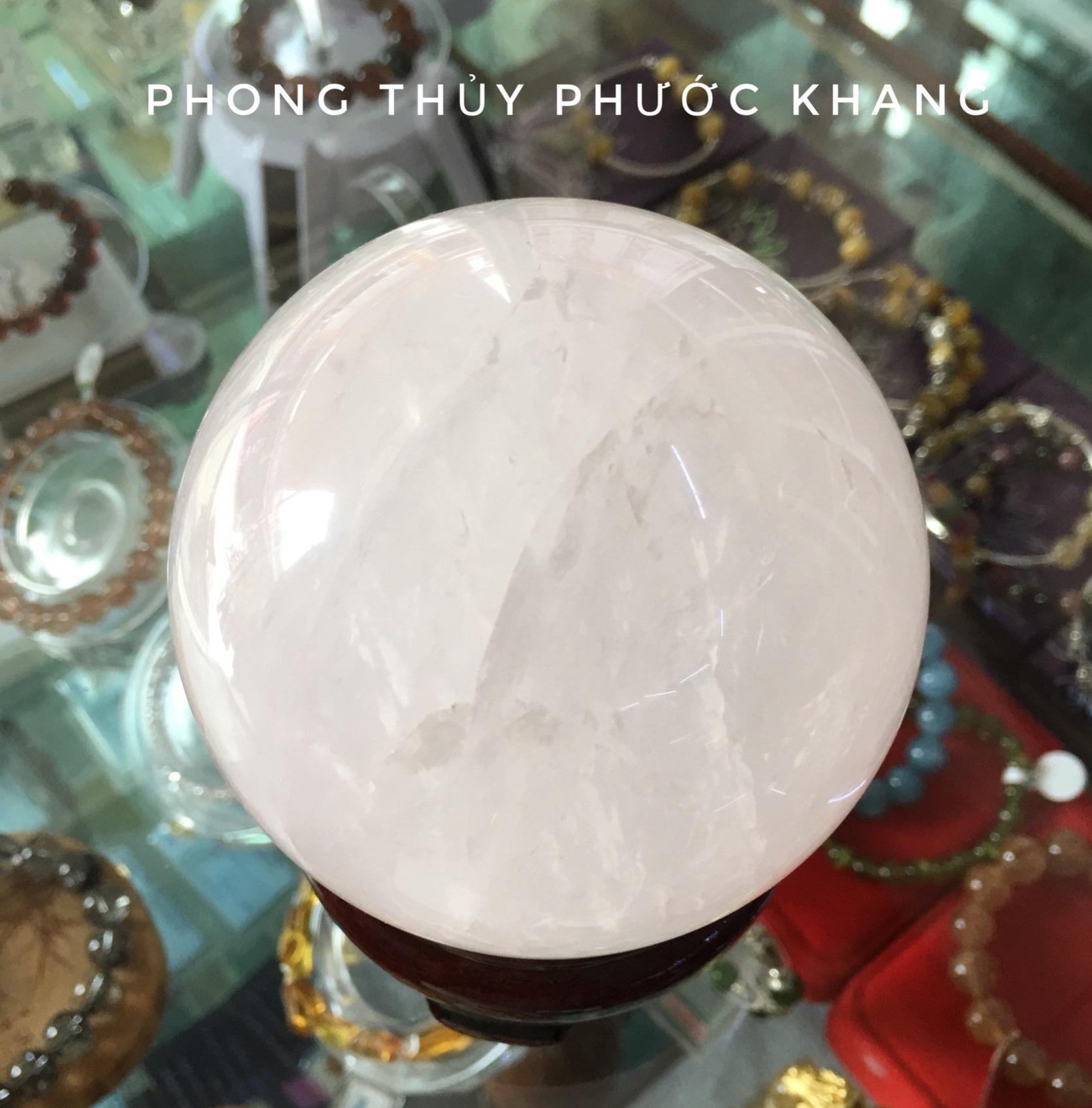 Quả cầu đá phong thủy thạch anh trắng 850g