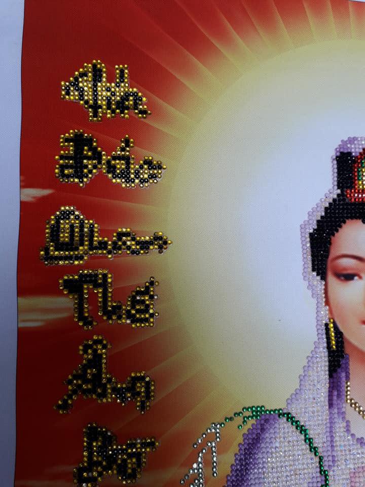 Tranh đính đá Mẹ Quan âm (thành phẩm)