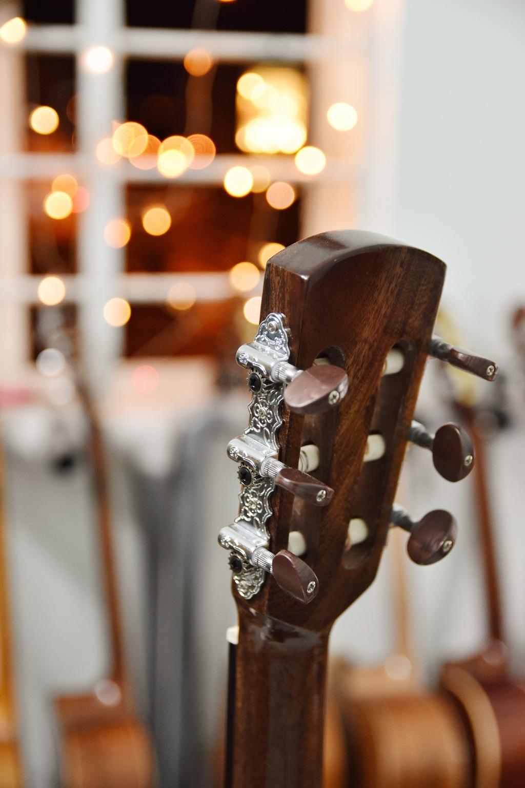 GUITAR MINI 3/4 GỖ ĐIỆP DT-A25M