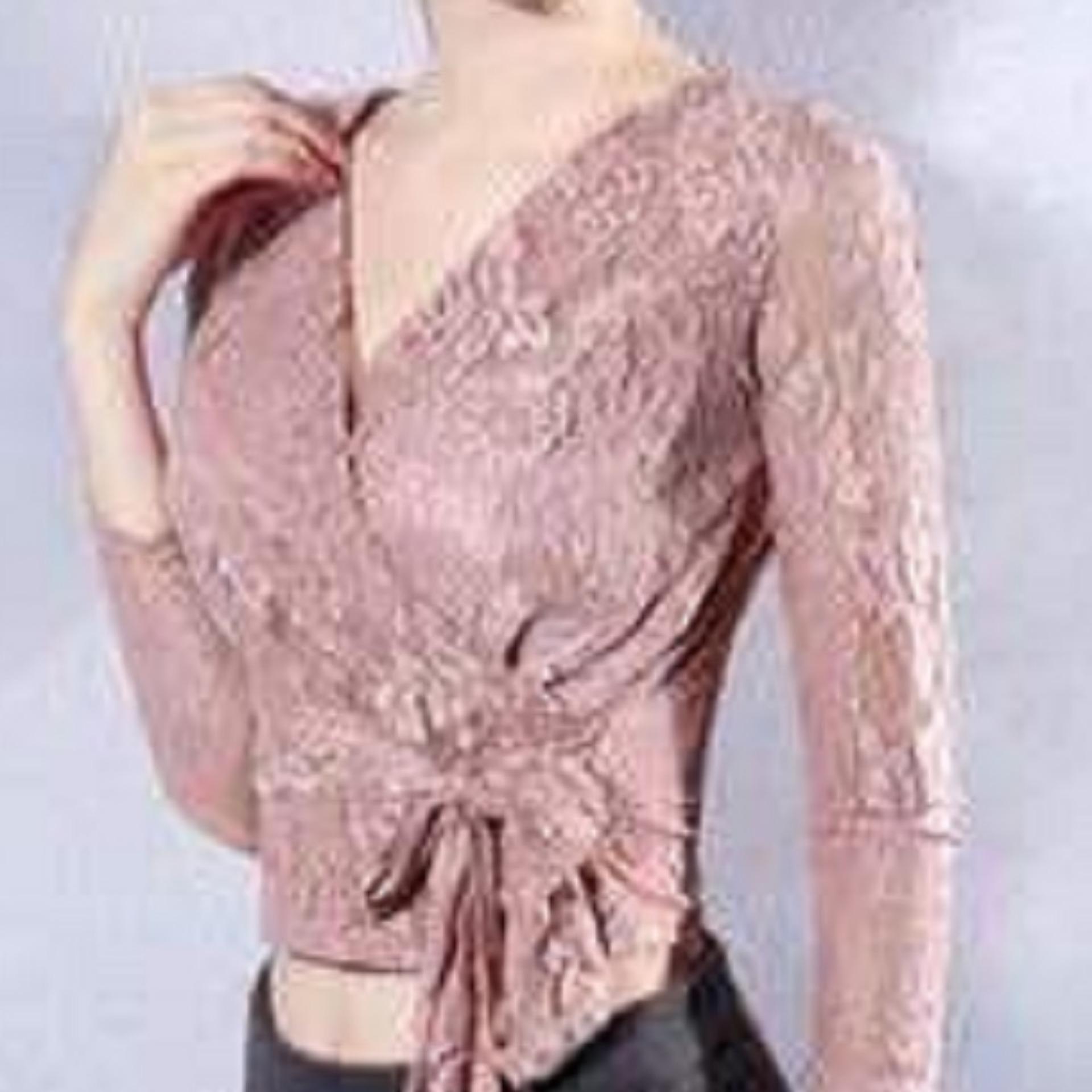 Aó ren eo đính nơ tay lỡ ( hồng)