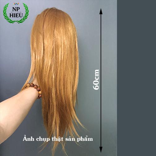 Đầu manocanh học làm tóc vàng sáng