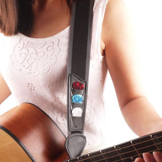 DÂY ĐEO GUITAR MÀU ĐEN XÁM