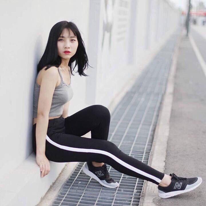 Quần Legging sọc thể thao