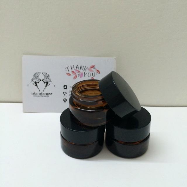 Hũ thuỷ tinh nâu 5ml M6