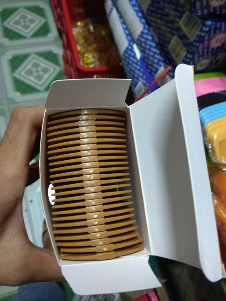 48 chiếc lược bí bằng nhựa ( 2 hộp )