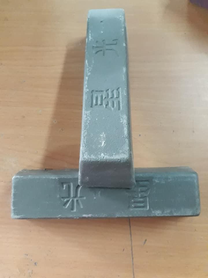 Sáp Xanh Nhạt đánh bóng  910 gam/ cục