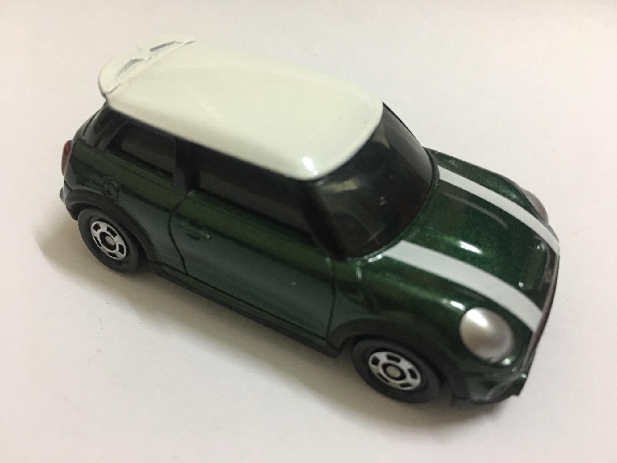 Xe mô hình Tomica Mini Cooper JCW