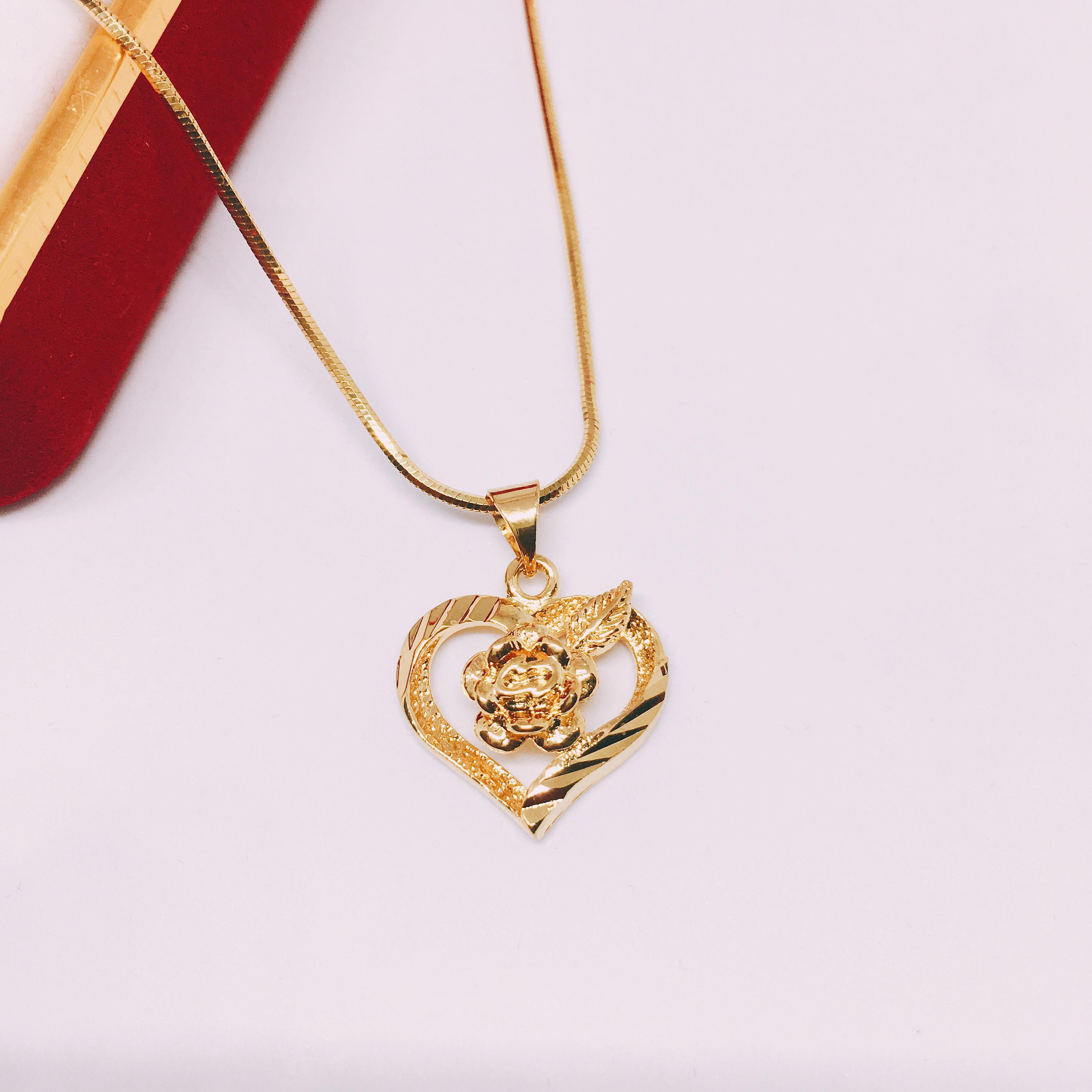 Mặt dây chuyền vàng nữ mặt trái tim lá trang sức phong thủy, may mắn, tài lộc