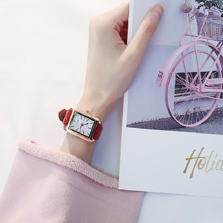 ( Tặng thêm 1 viên pin trị giá 20k ) Đồng Hồ Nữ Đẹp Mà Rẻ Mặt Hình Chữ Nhật