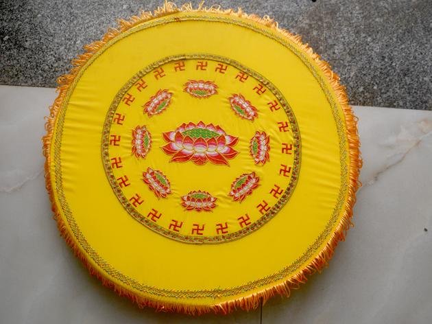 [HCM]Tọa cụ tròn ngồi thiền thêu hoa sen