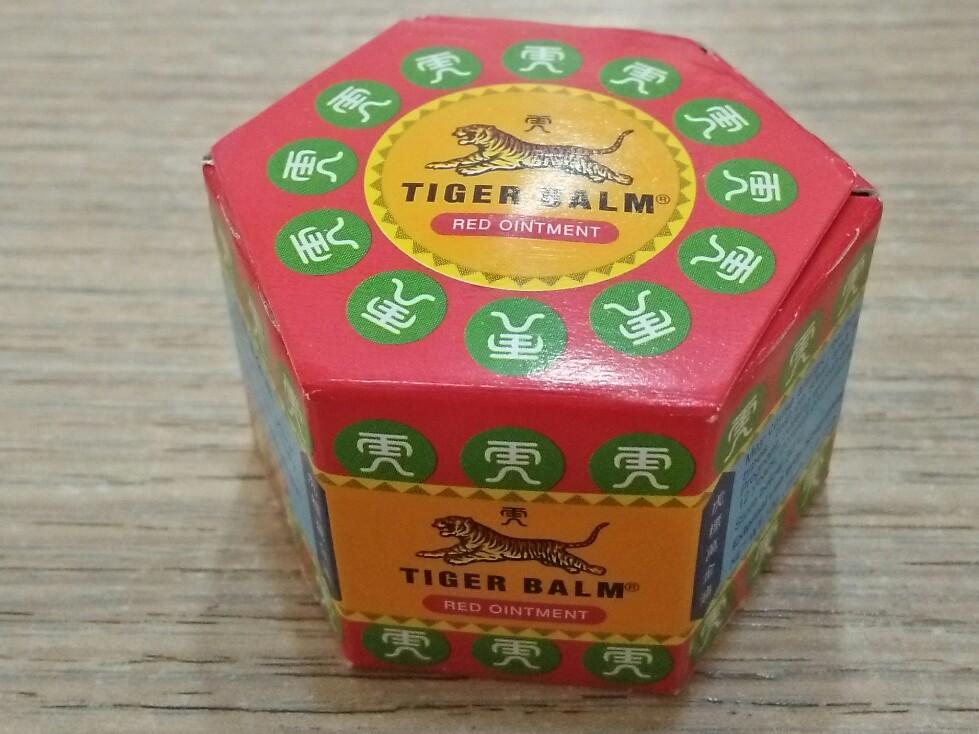 Dầu cù là Tiger Balm Red 10gr