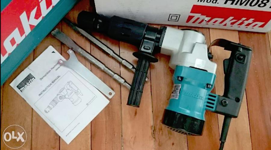 MÁY ĐỤC BÊ TÔNG MAKITA HM0810