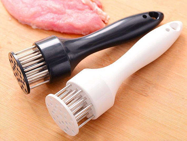 Đồ dùng thiết yếu của nhà bếp, dụng cụ đâm mềm thịt, do dung nha bep thiet yeu, dung cu dam mem thit, dụng cụ làm mềm thịt trước khi nấu, dung cu lam mem thit truoc khi nau