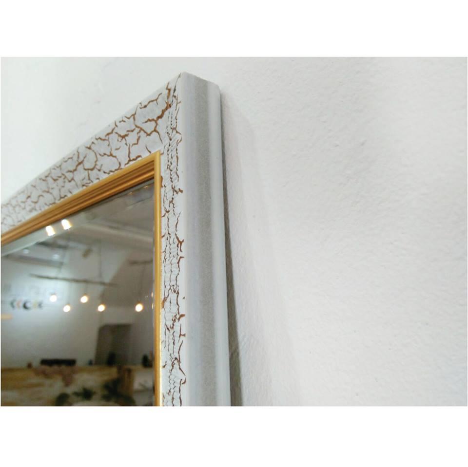 Gương soi khung trắng vân viền KT 50x65 cm