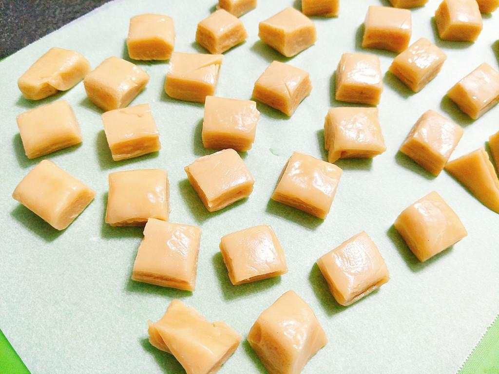 Kẹo dừa sầu riêng đậu phộng 500G