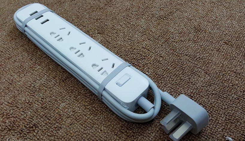 Ổ cắm điện thông minh Xiaomi Mi Power Strips có 3 cổng USB( Trắng/Đen)