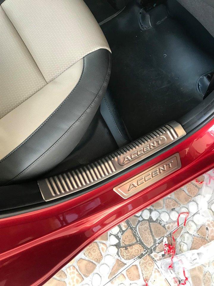 Ốp bậc trong và ngoài accent