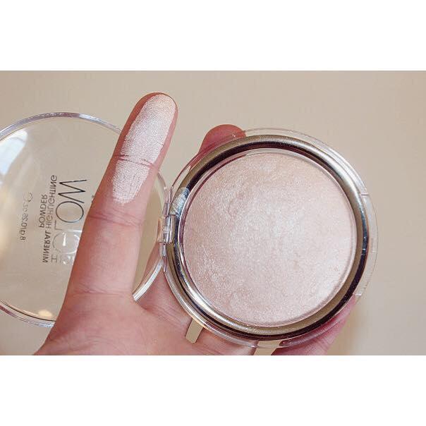 Phấn bắt sáng Catrice High Glow Mineral Highlighting Powder