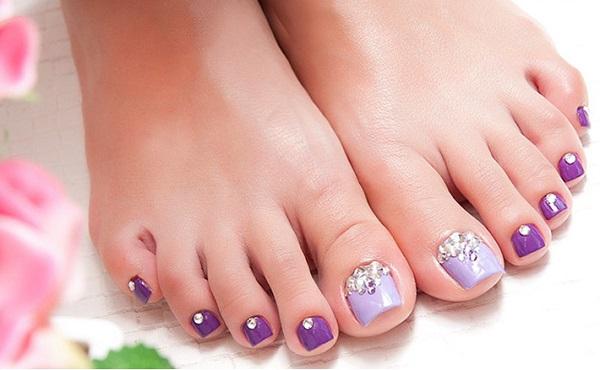 Cây đẩy da chết cậy khoé móng