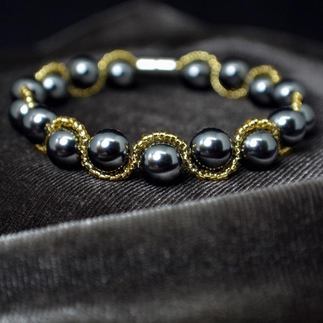 Vòng tay Handmade nữ Black Pearl