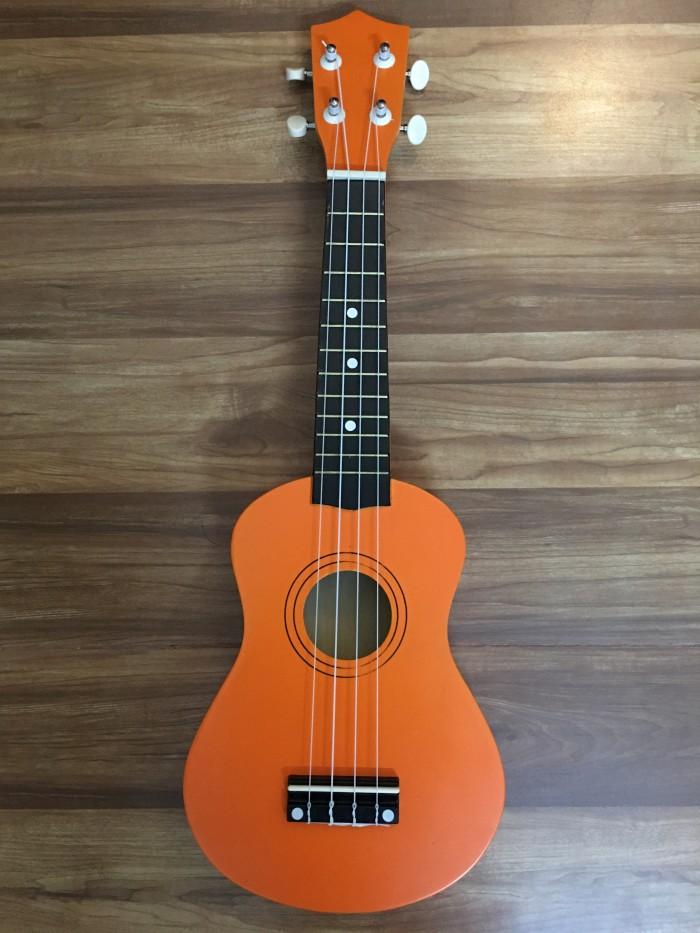 Đàn ukulele soprano 21inch tặng pick gảy dây và giáo trình học online.