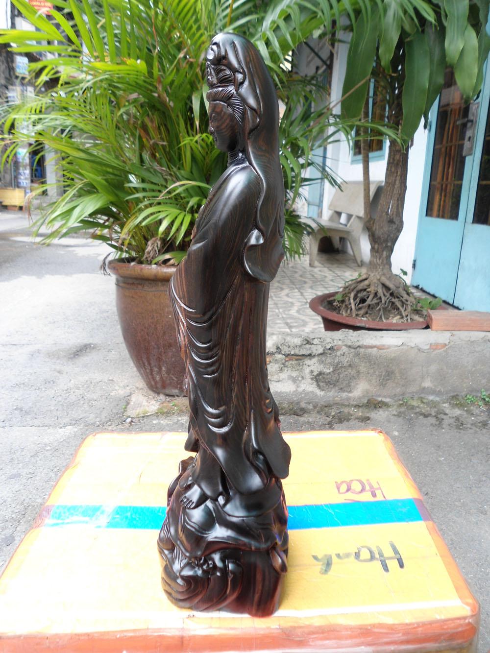 Tượng Phật Bà Quan Âm gỗ mun cao 40cm