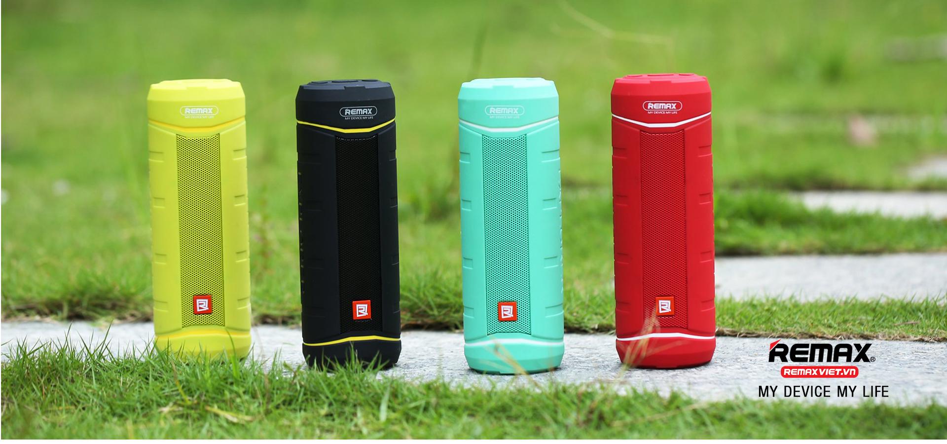 Loa Bluetooth xách tay chống nước Remax RB-M10