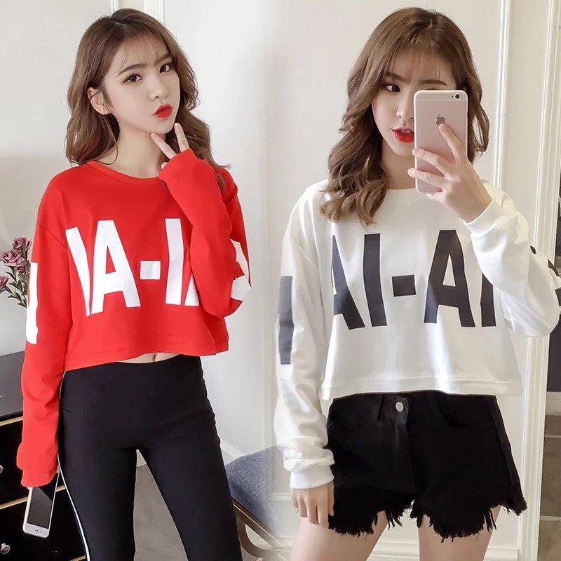 Áo croptop chữ IA IA siêu siêu cá tính