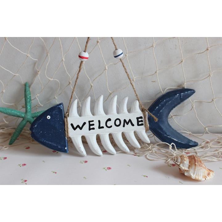 Bảng gỗ treo cửa Welcome xương cá