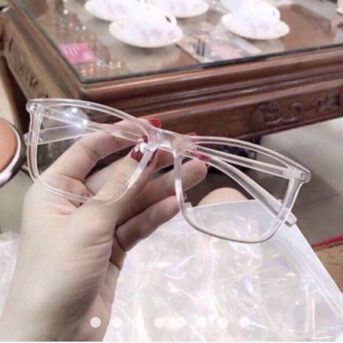[HCM]Mắt kính gọng nhựa trong suốt kiểu dáng đẹp tôn nét