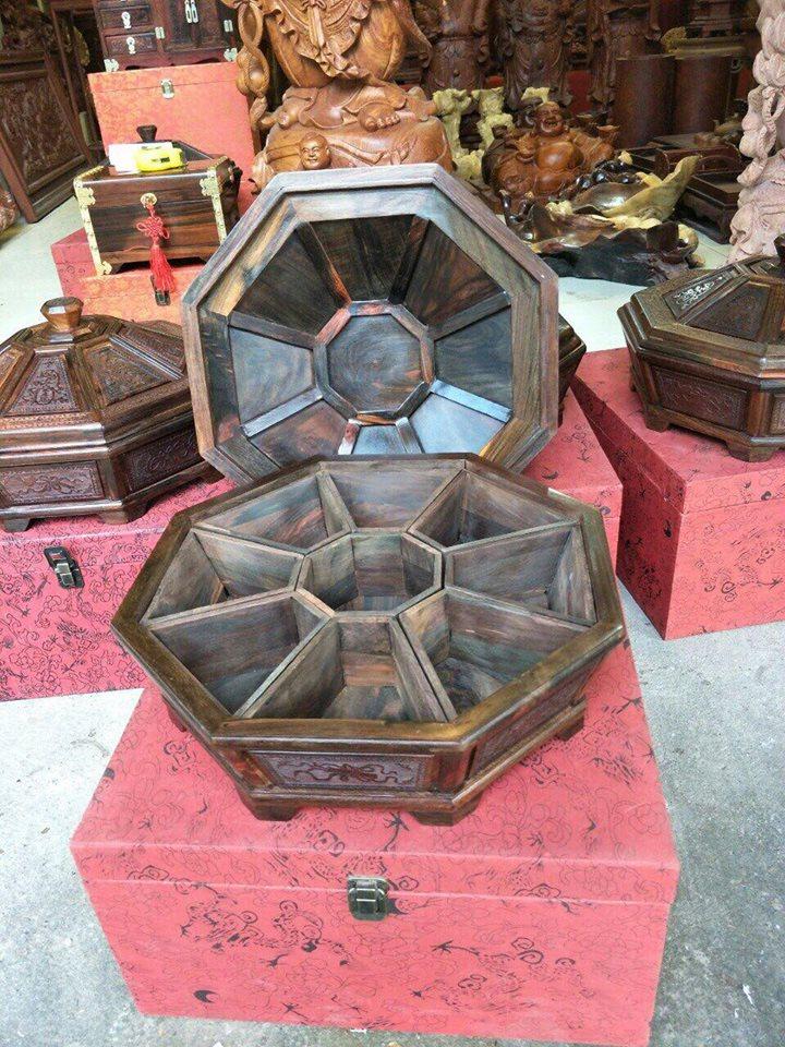 hộp bánh mứt tết 9 ngăn gỗ trắc