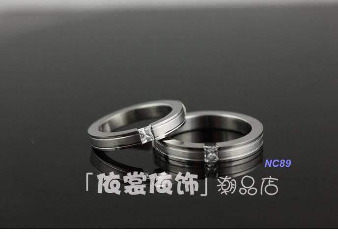 Nhẫn tình nhân giá 1 đôi đá cubic NC89 nhẫn đôi titan