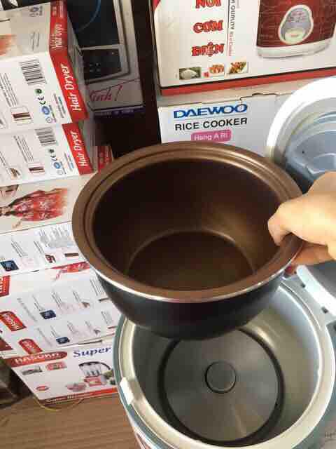 Nồi cơm điện Hasuka 1,2L HSK 858