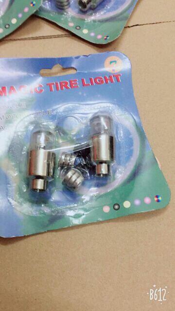 1 Đôi Đèn Led Gắn Chân Van Nháy 7 Mầu Led Tròn