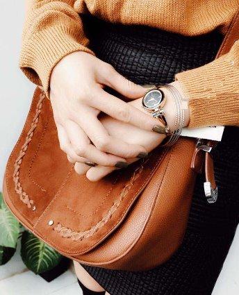 Đồng hồ Anne Klein