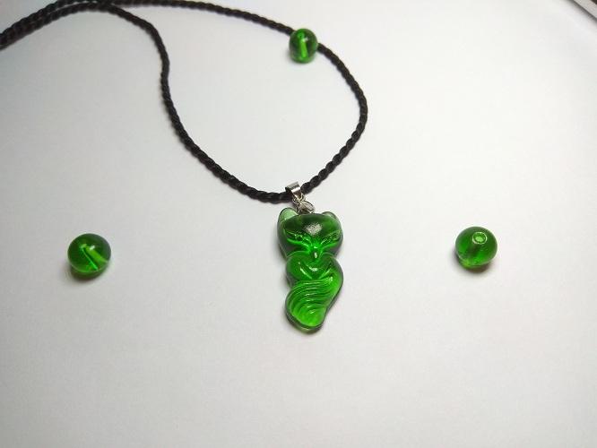 Dây chuyền mặt đá hồ ly 6 đuôi (Chọn màu theo ảnh)