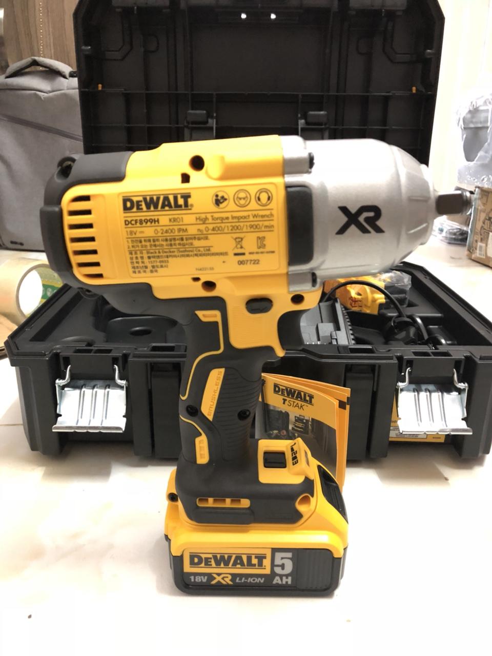 MÁY VĂN BULONG ĐỘNG LỰC DÙNG PIN DEWALT DCF899HP2-KR