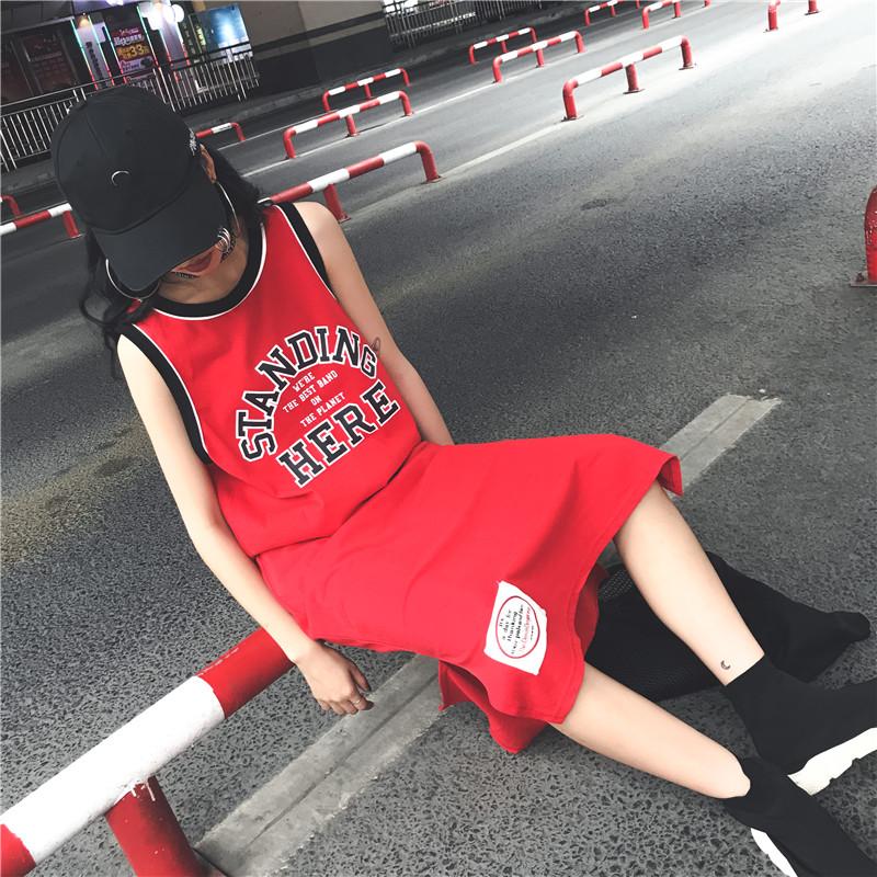 Váy tanktop xẻ tà
